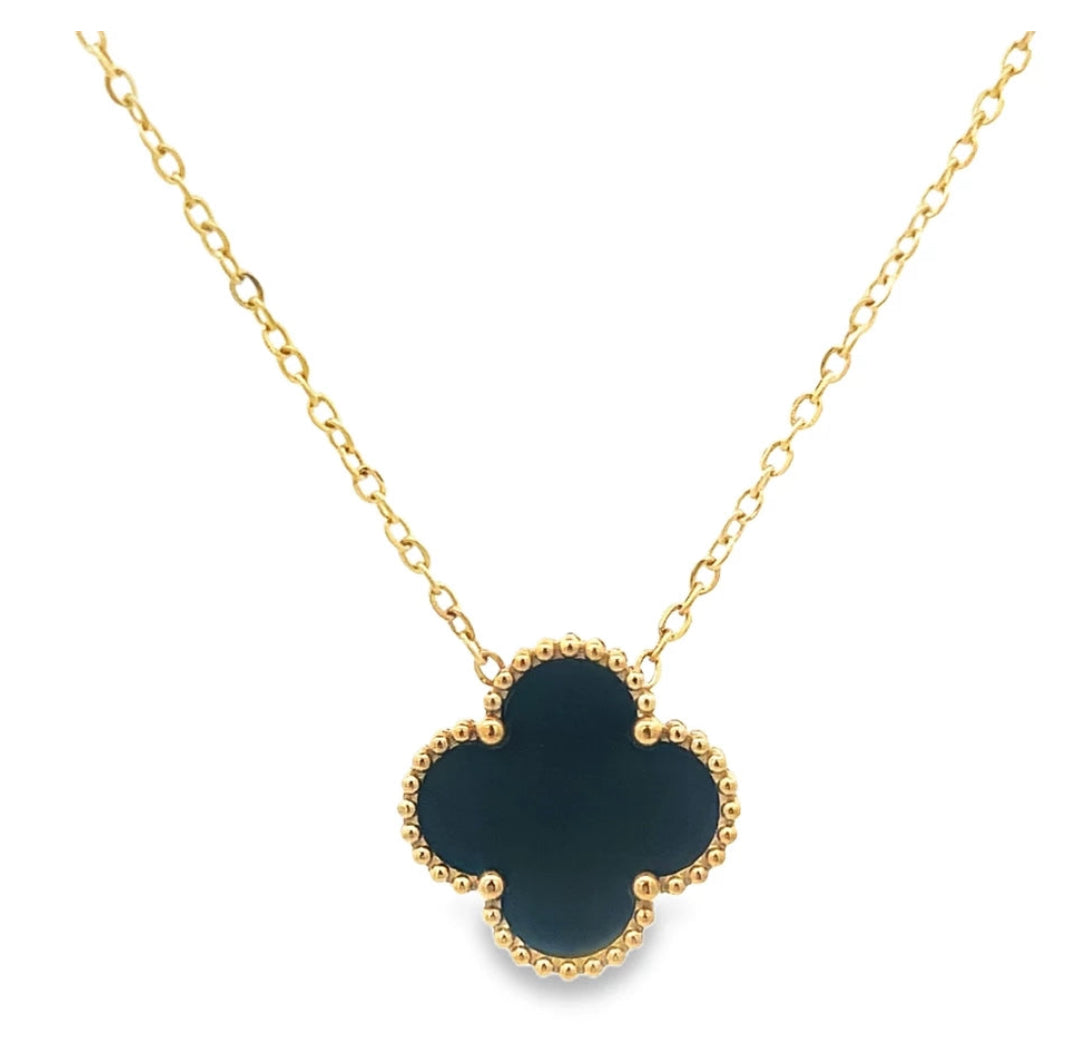 Byzantium Clover Pendant Black