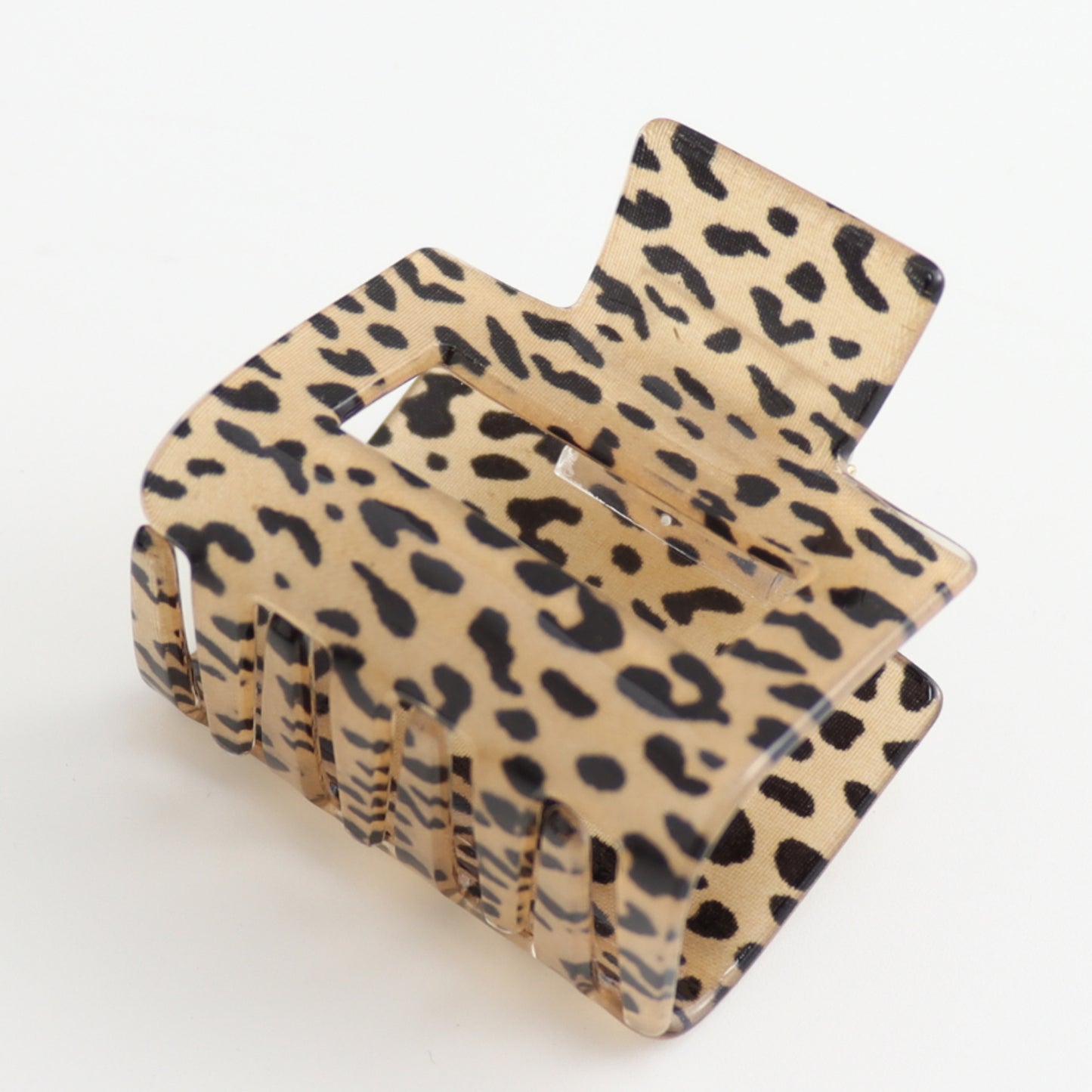 Square Hair Claw Cream Leopard