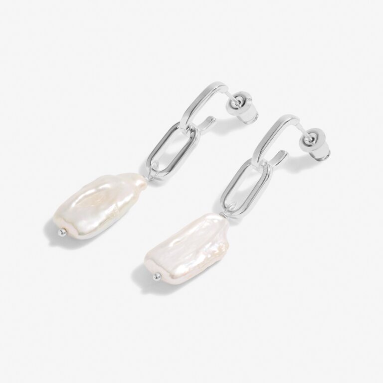 Joma Jewellery Lumi Pearl Link Silver Earrings
