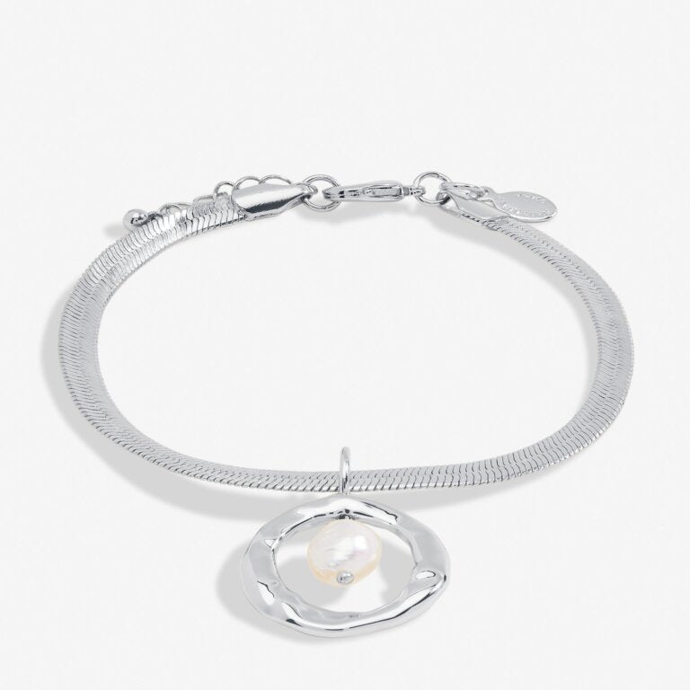 Joma Jewellery Solaria Baroque Pearl Silver Plated Pendant Bracelet
