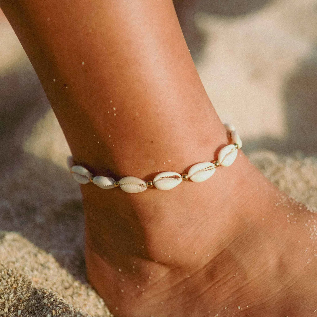 Pineapple Island Giada Gerupuk Shell Surf Anklet