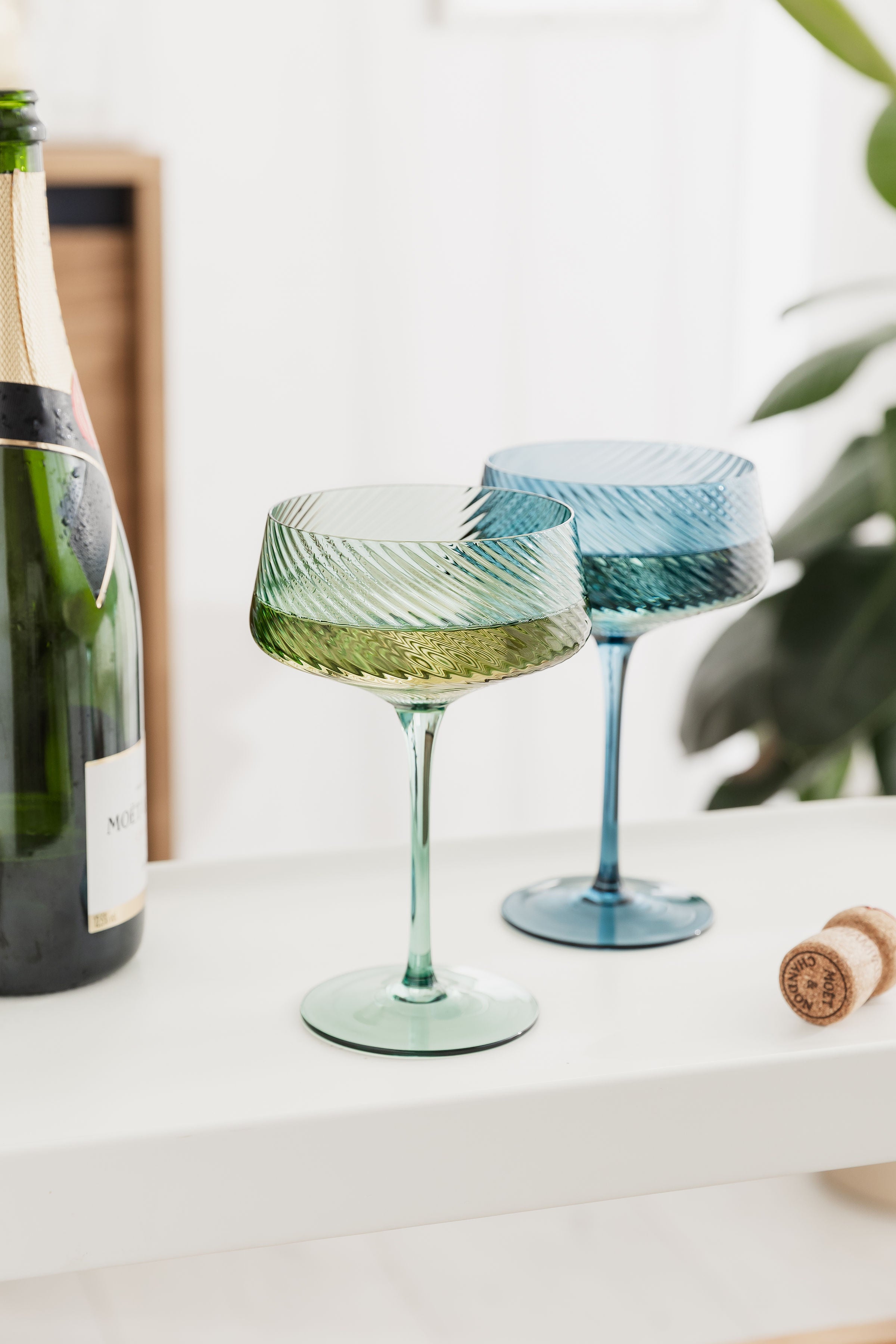 Twist Champagne Coupes Set of 2 Blue / Green