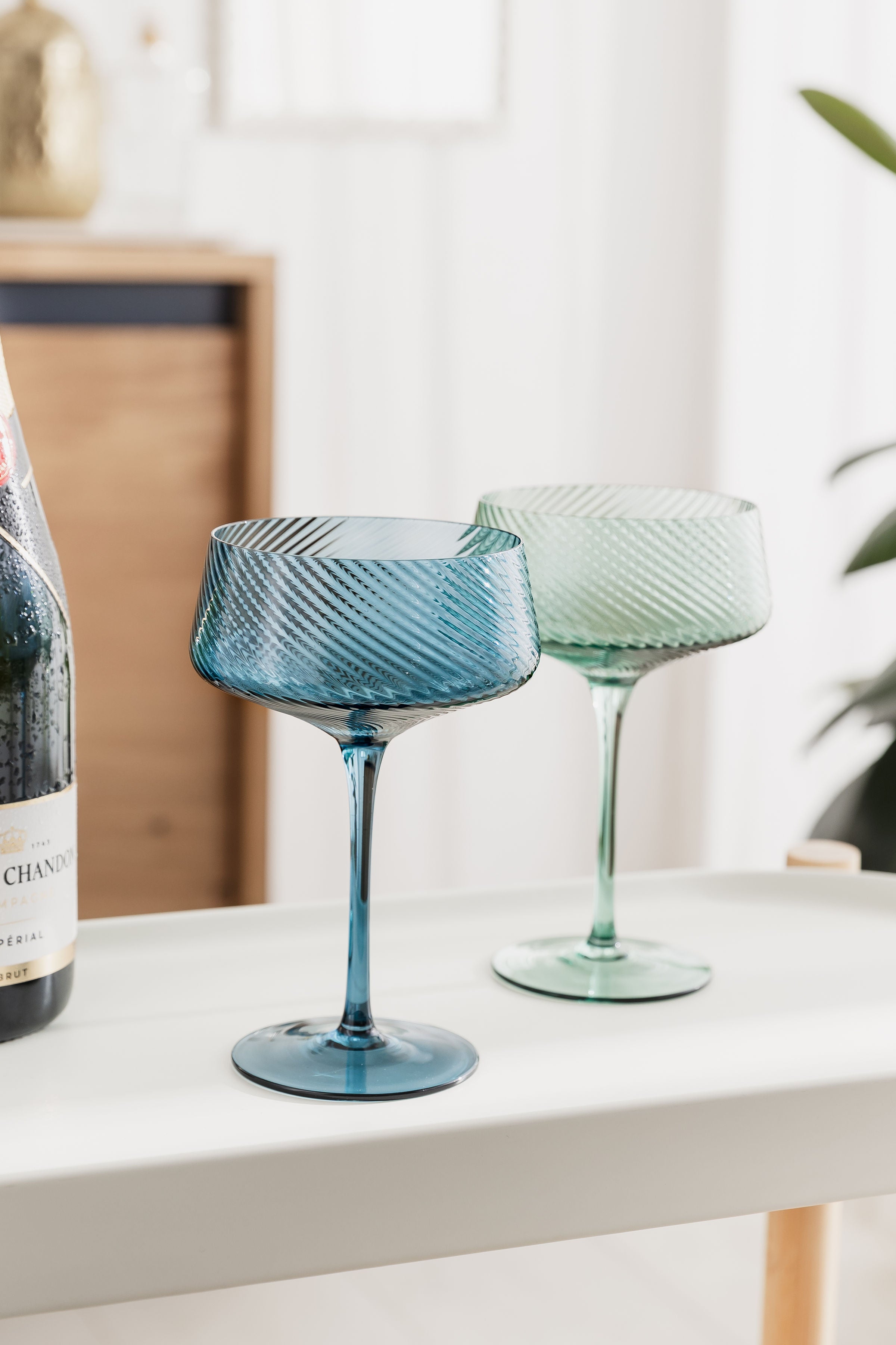 Twist Champagne Coupes Set of 2 Blue / Green
