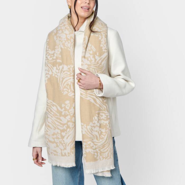 Katie Loxton Printed Blanket Scarf Animal Soft Tan/Off White
