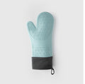 Taylor’s Eye Witness Silicon Aqua Oven Glove