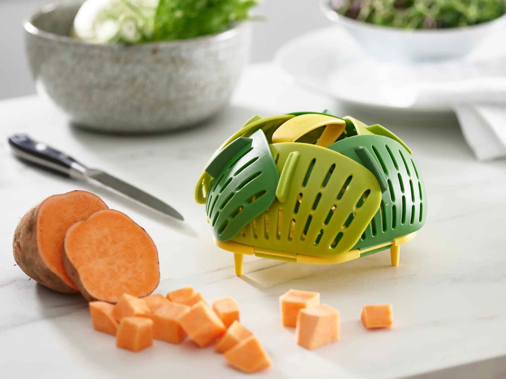 Joseph Joseph Bloom Green Folding Steamer Basket