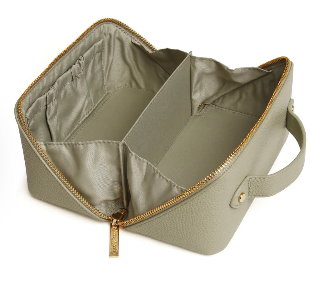 Alice Wheeler Pistachio Mini Train Case