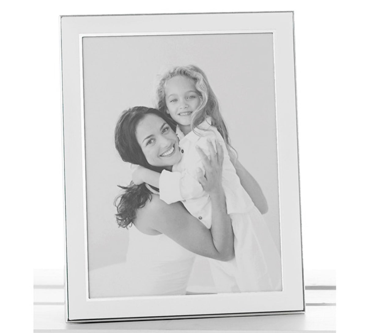 Plain White Silver Photo Frame 6x8