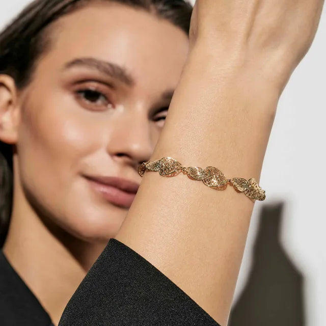 Nomination Leaf Of Life Bracelet In Yellow Gold