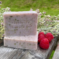 Highland Soap Company Wild Scottish Raspberry Shampoo Bar 140g