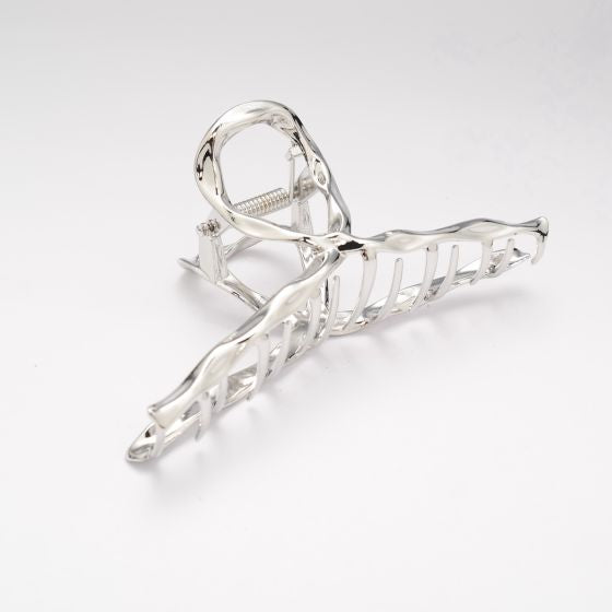 Pure Fashions Twist Steel Hair Claw Clip Silver