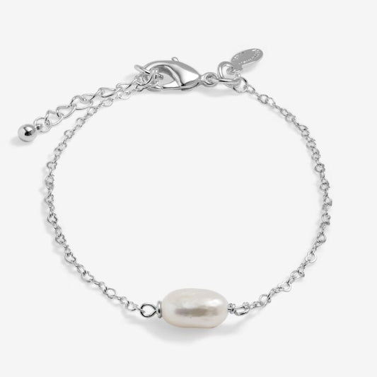 Joma Jewellery Loved By You Pearl Heart Chain Silver Plated Bracelet