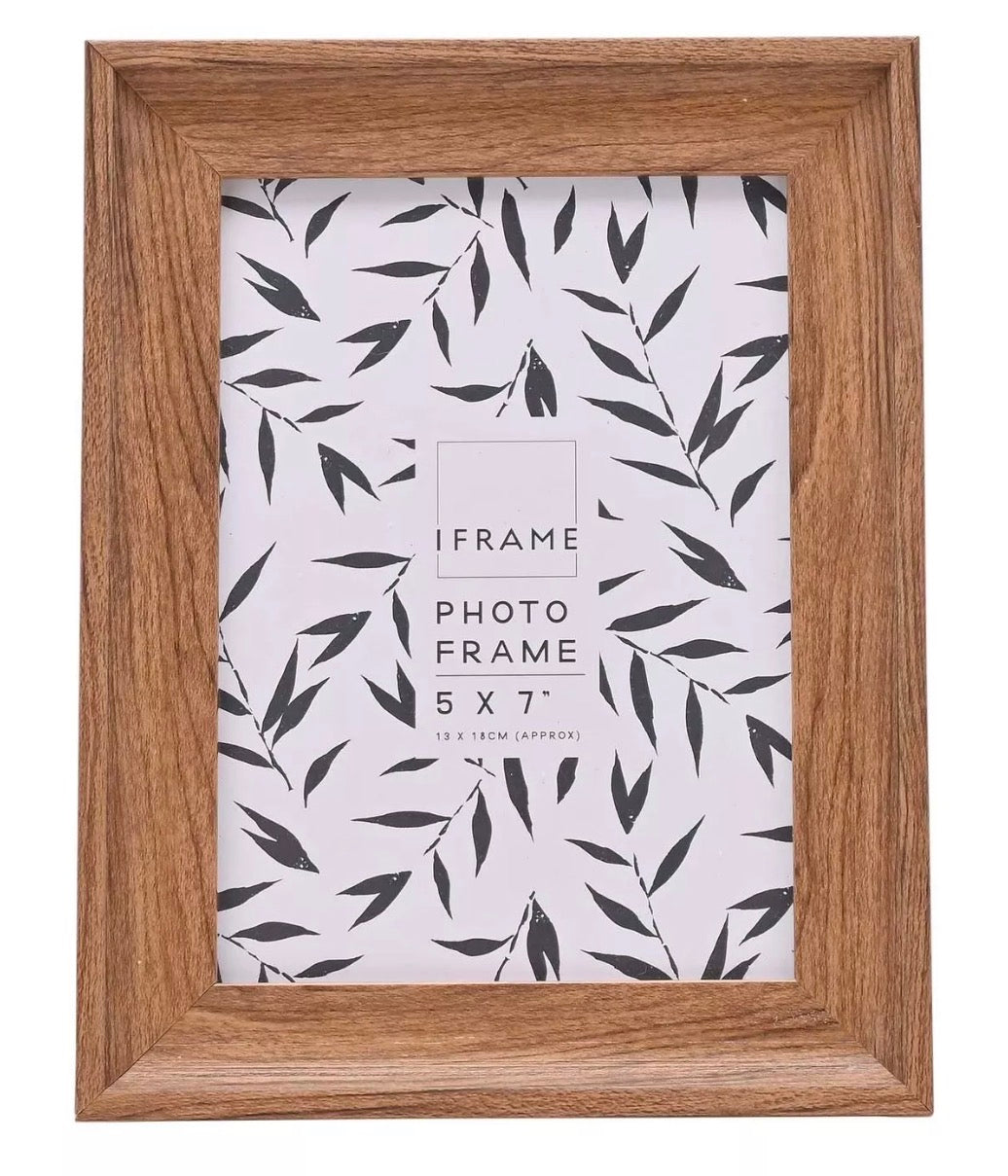 Dark Wood Effect Frame 5 x 7