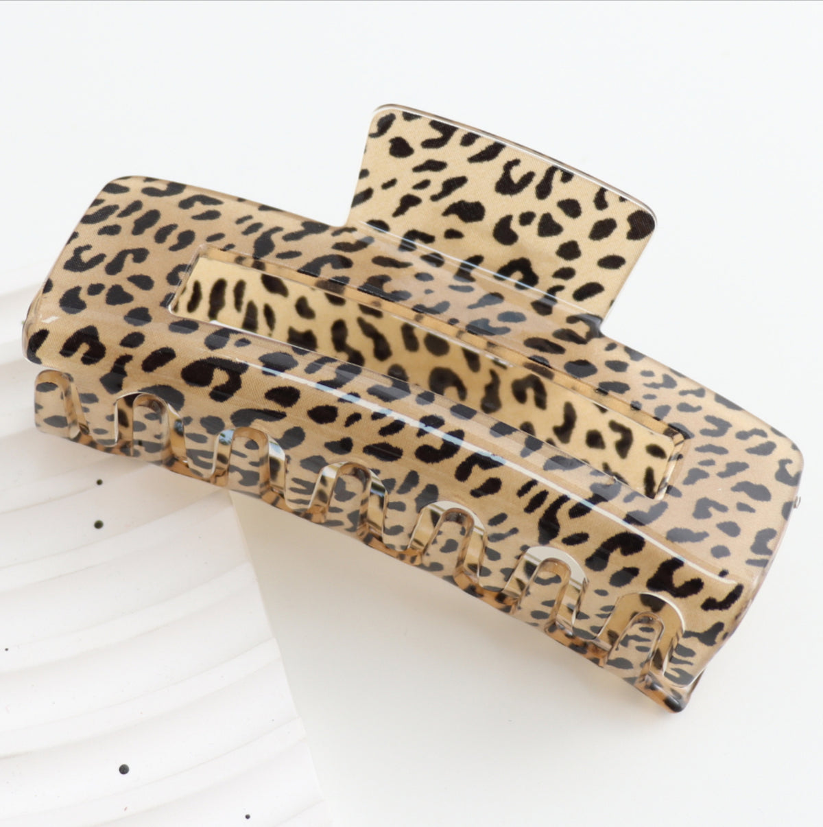 Rectangle Hair Claw Cream Leopard