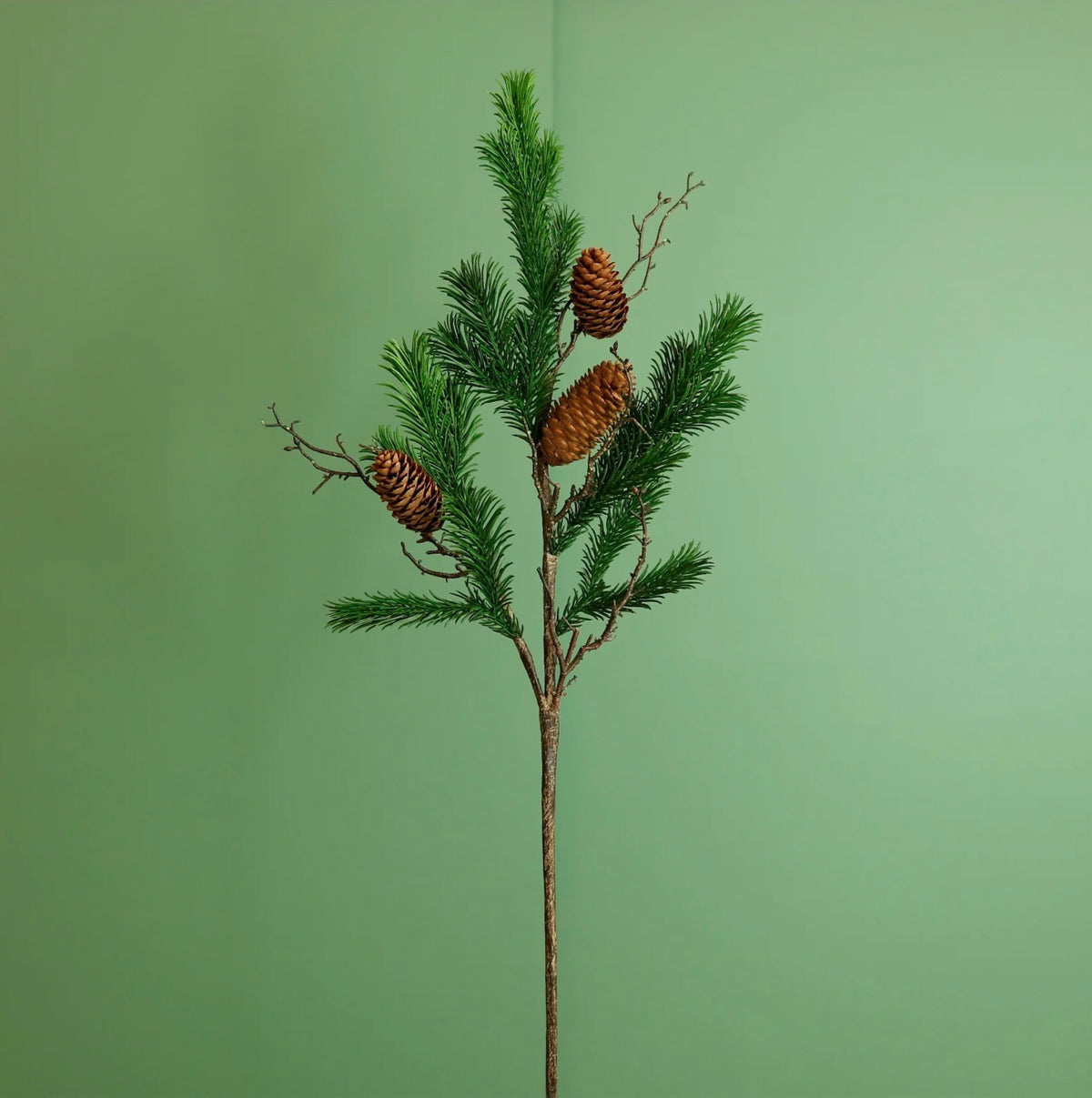 Premium Cone, Spruce & Twig Spray