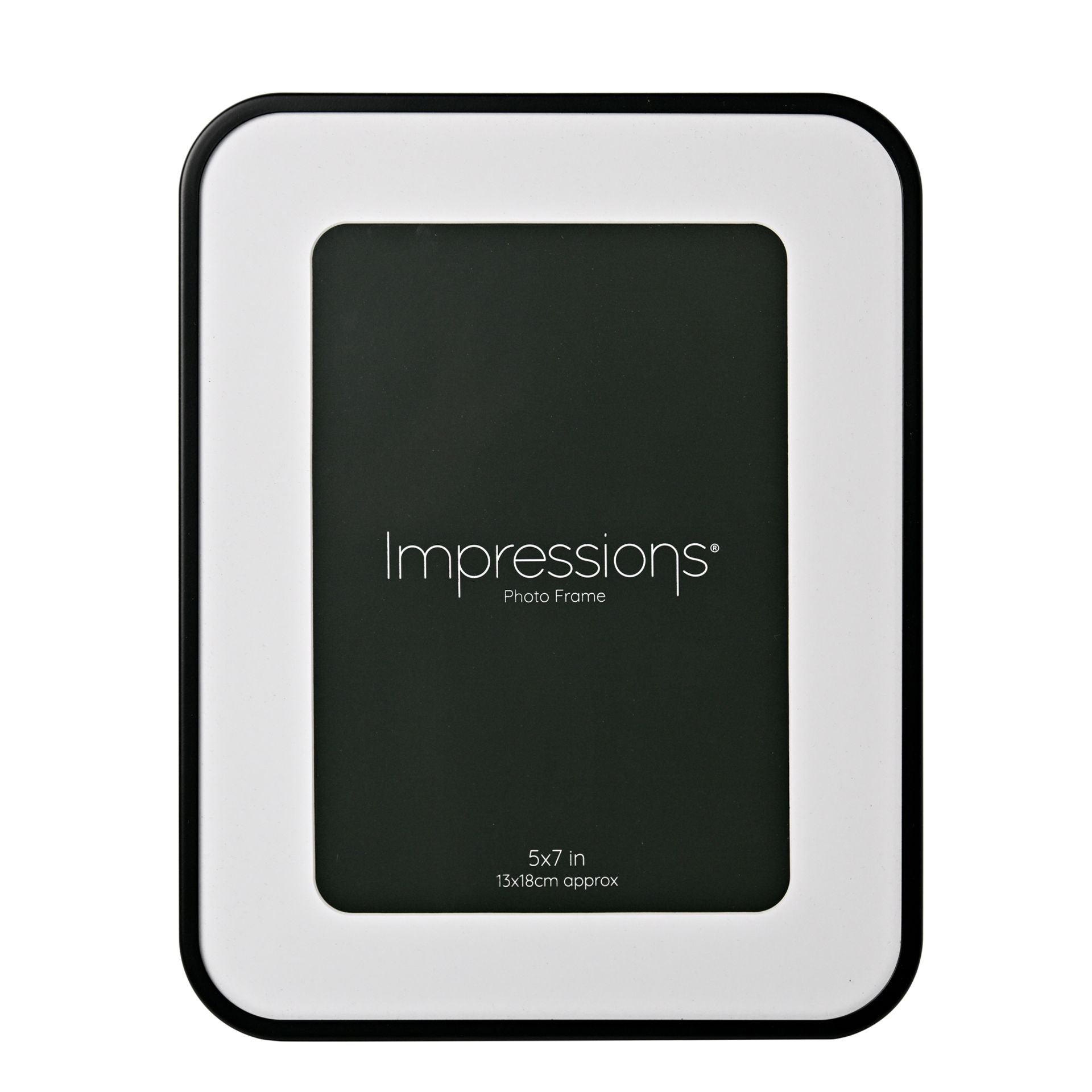 Impressions Black Oval Corner Photo 5" x 7"