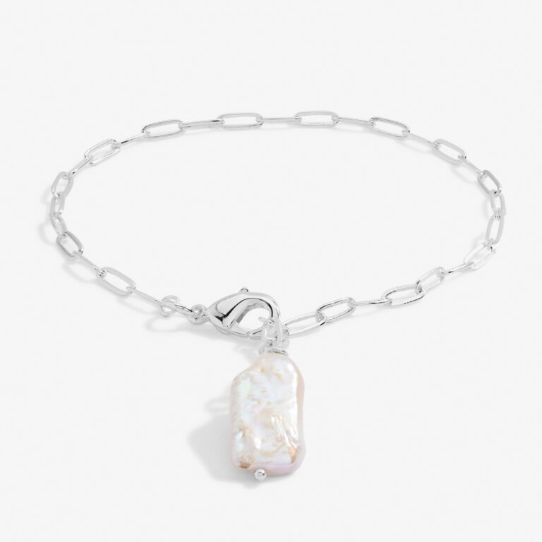 Joma Jewellery Lumi Pearl Chain Silver Bracelet