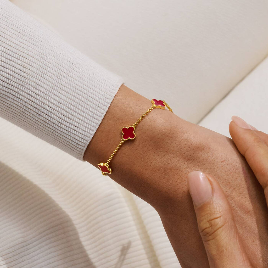 Joma Jewellery Signature Clover Collection Red Clover Gold Plated Bracelet