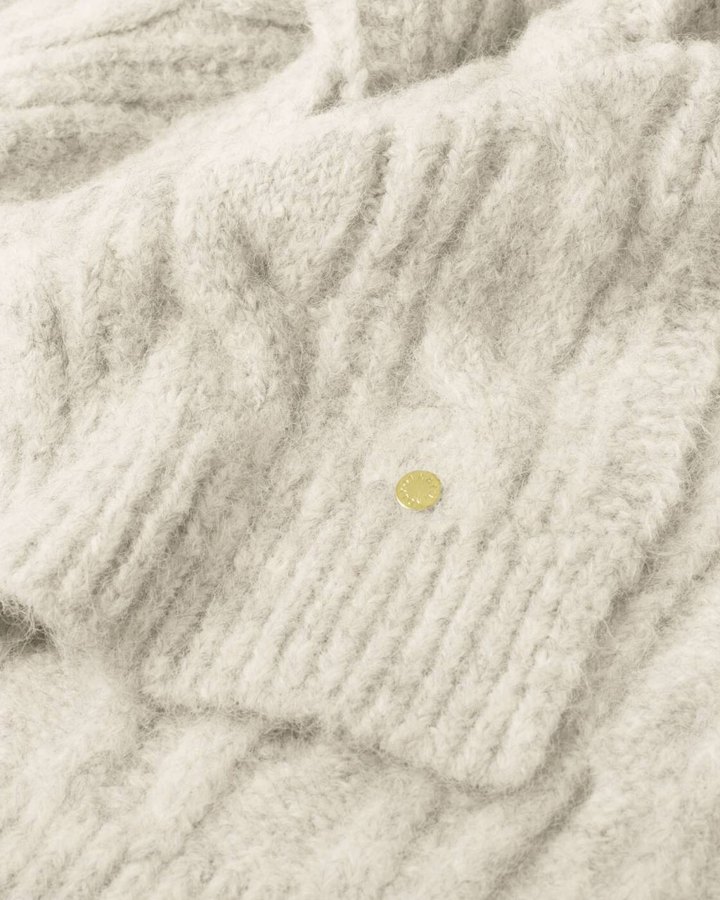 Katie Loxton Cable Knit Scarf Crème