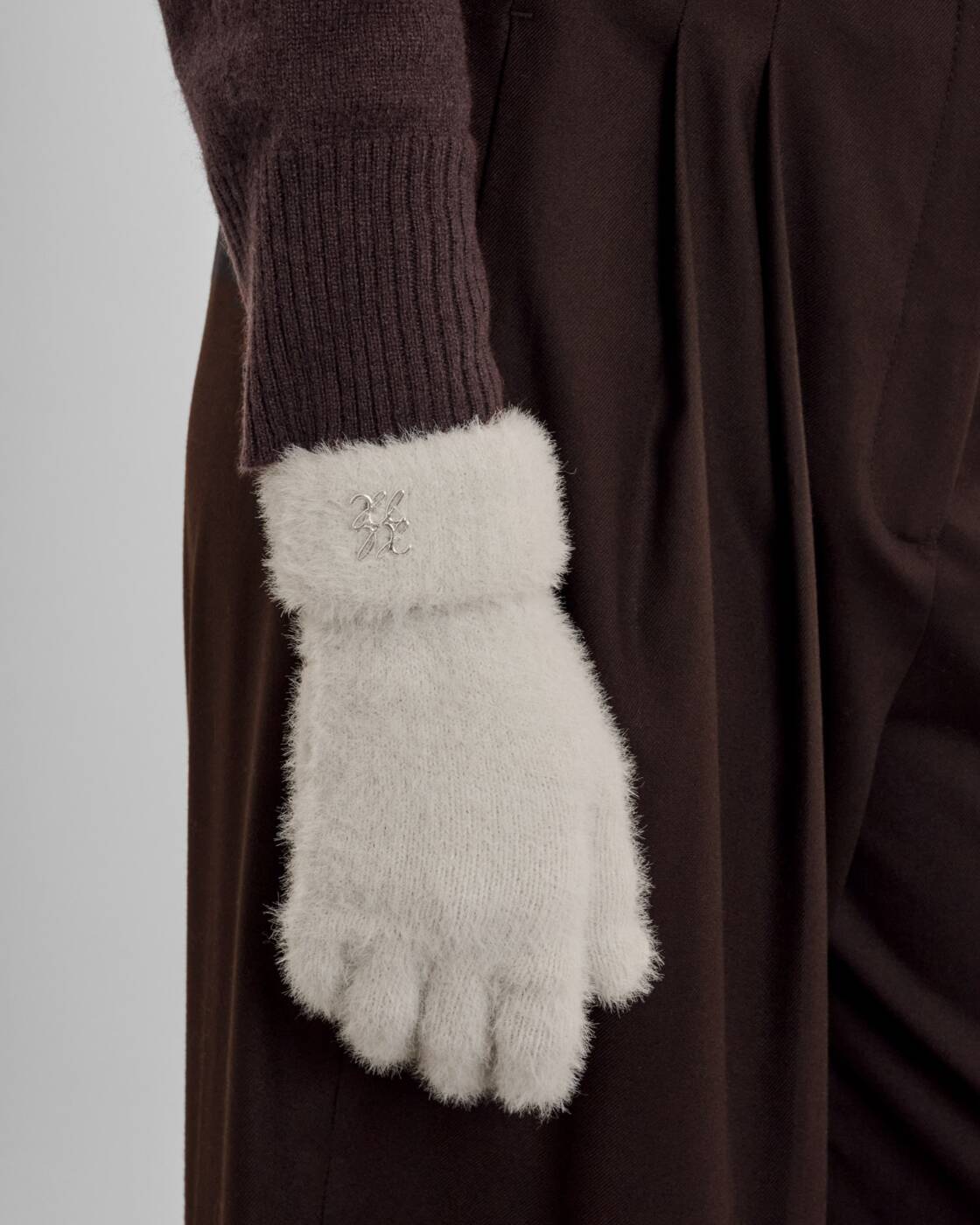 Katie Loxton Boxed Soft Knit Gloves Pale Grey