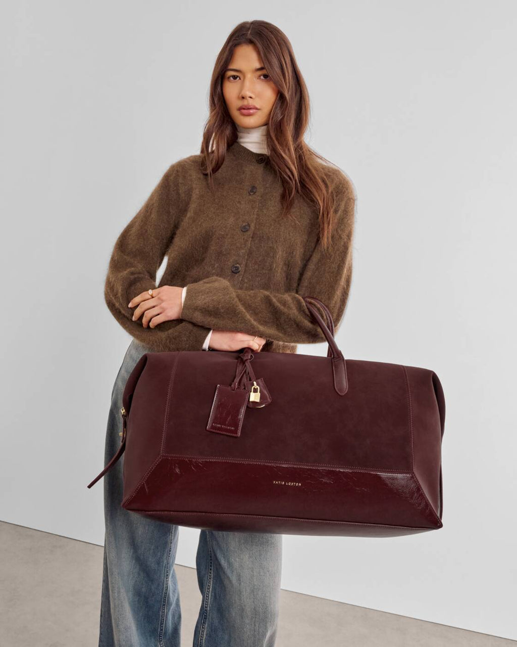 Katie Loxton Charlbury Weekend Bag Cherry Suedette Cherry Patent Crackle