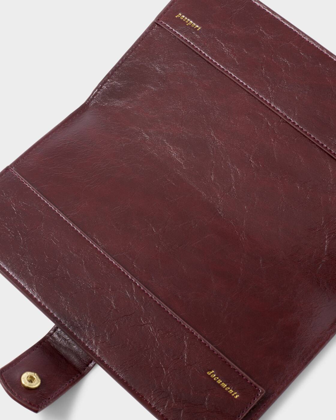 Katie Loxton Charlbury Travel Wallet Cherry Patent Crackle