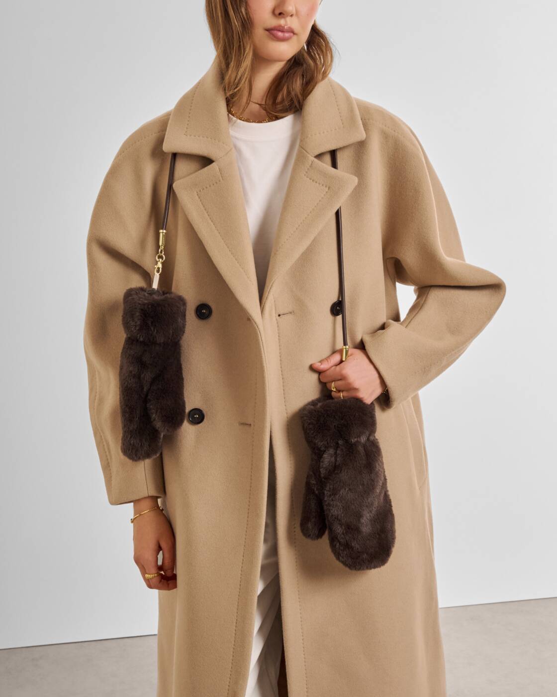 Katie Loxton Faux Fur Mittens With Cord Chocolate