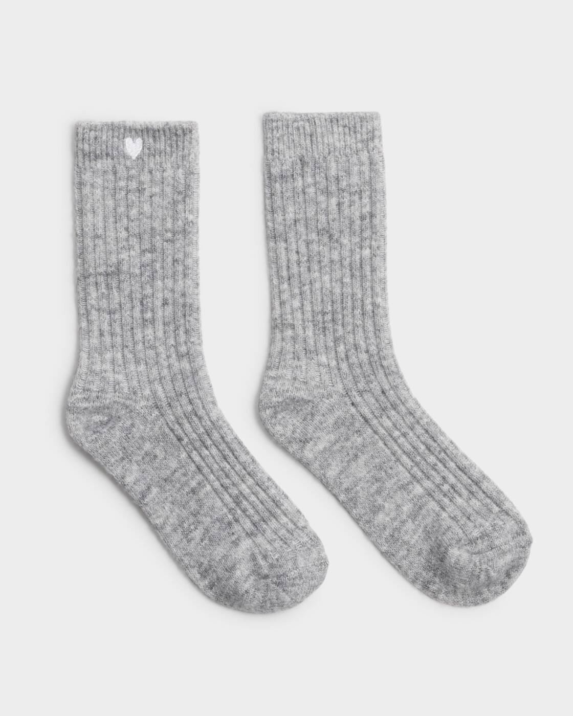 Katie Loxton Gift Boxed Chunky Knit Socks Heart Pale Grey One Size