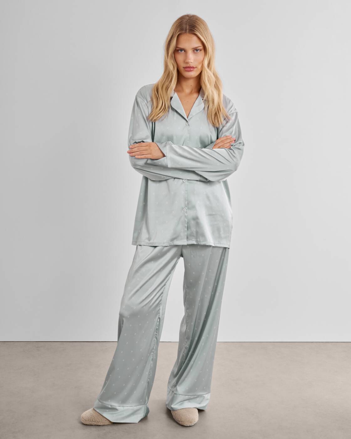 Katie Loxton Gift Boxed Pyjama Set Blue White Diamond Print Large