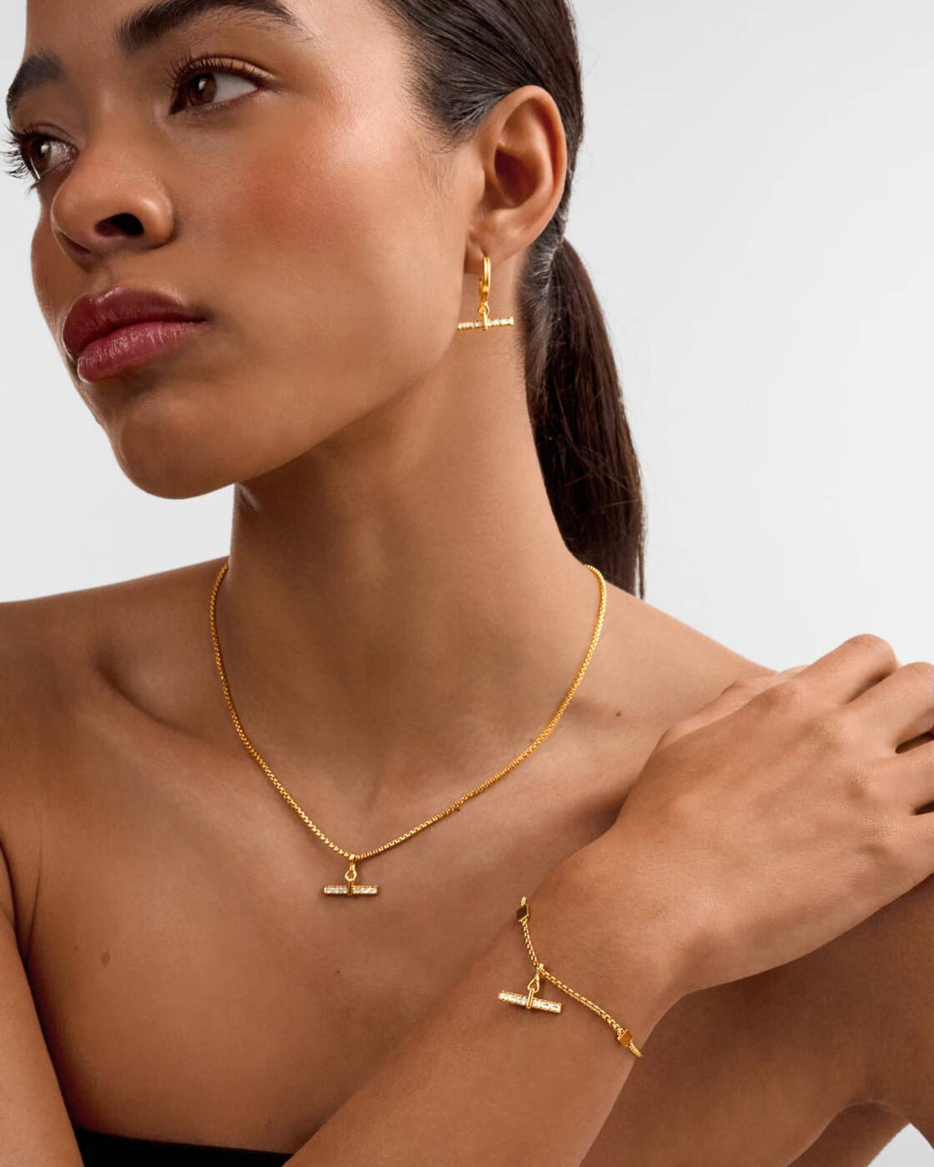 Katie Loxton Lustre T-Bar Necklace Gold Coated