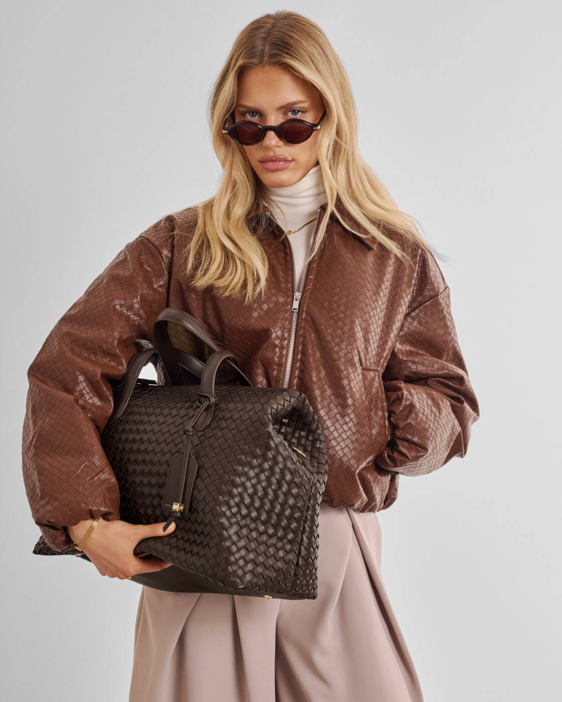 Katie Loxton Milan Hand Woven Cabin Bag Chocolate