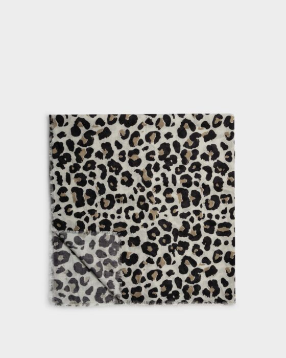 Katie Loxton Printed Scarf Leopard Off White/Black