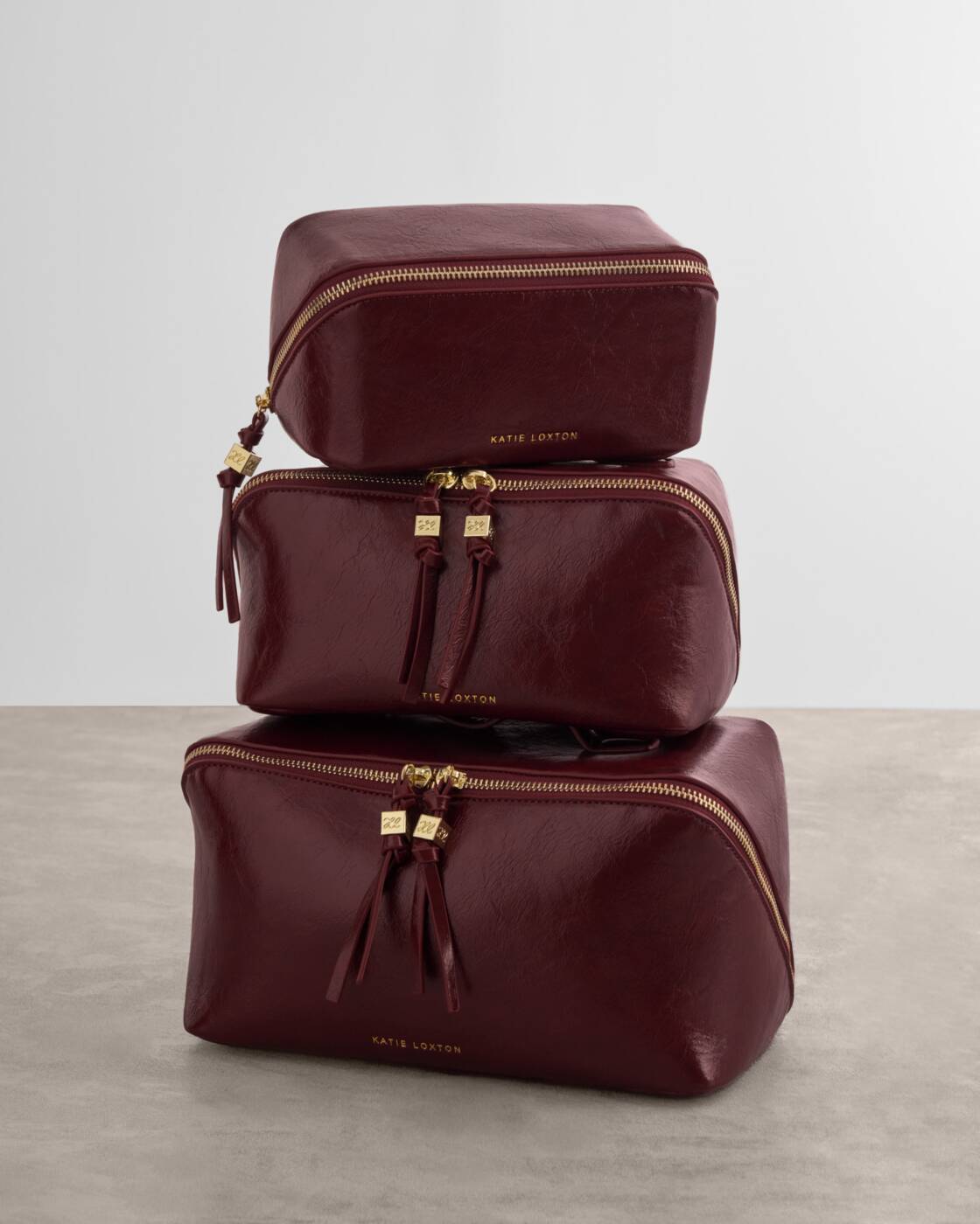 Katie Loxton Soho Medium Make Up Wash Bag Cherry Patent Crackle