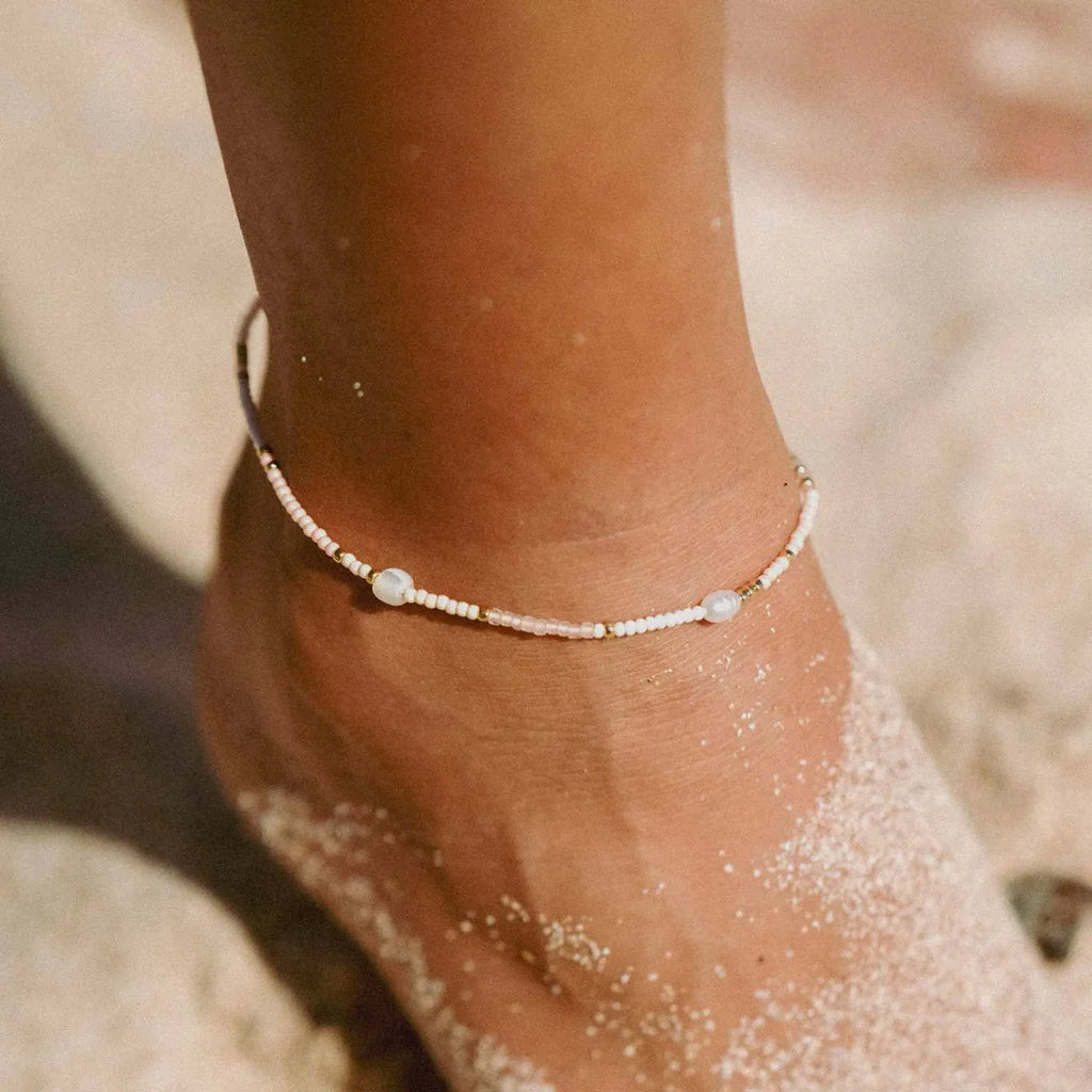 Pineapple Island Giada Cinta Pearl Beaded Surf Anklet Pink