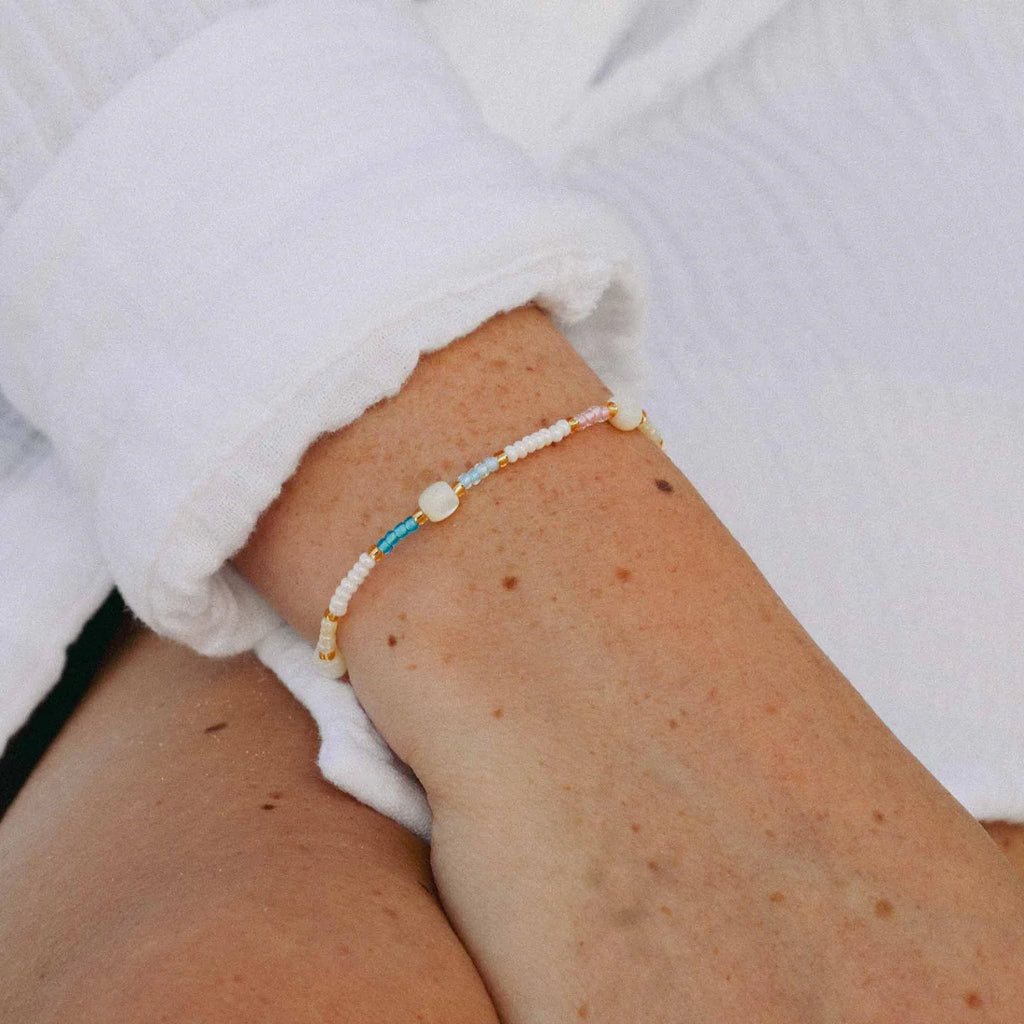 Pineapple Island Horison Golden Hour Beaded Bracelet