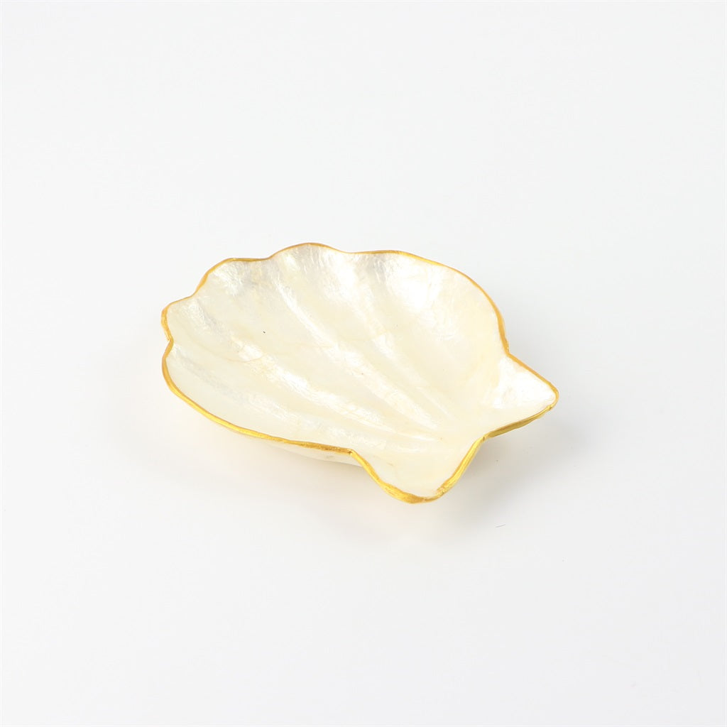 Pineapple Island Small Scallop Shaped Shell Dish
