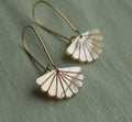Silk Purse Mother of Pearl Scallop Earrings Gold Short