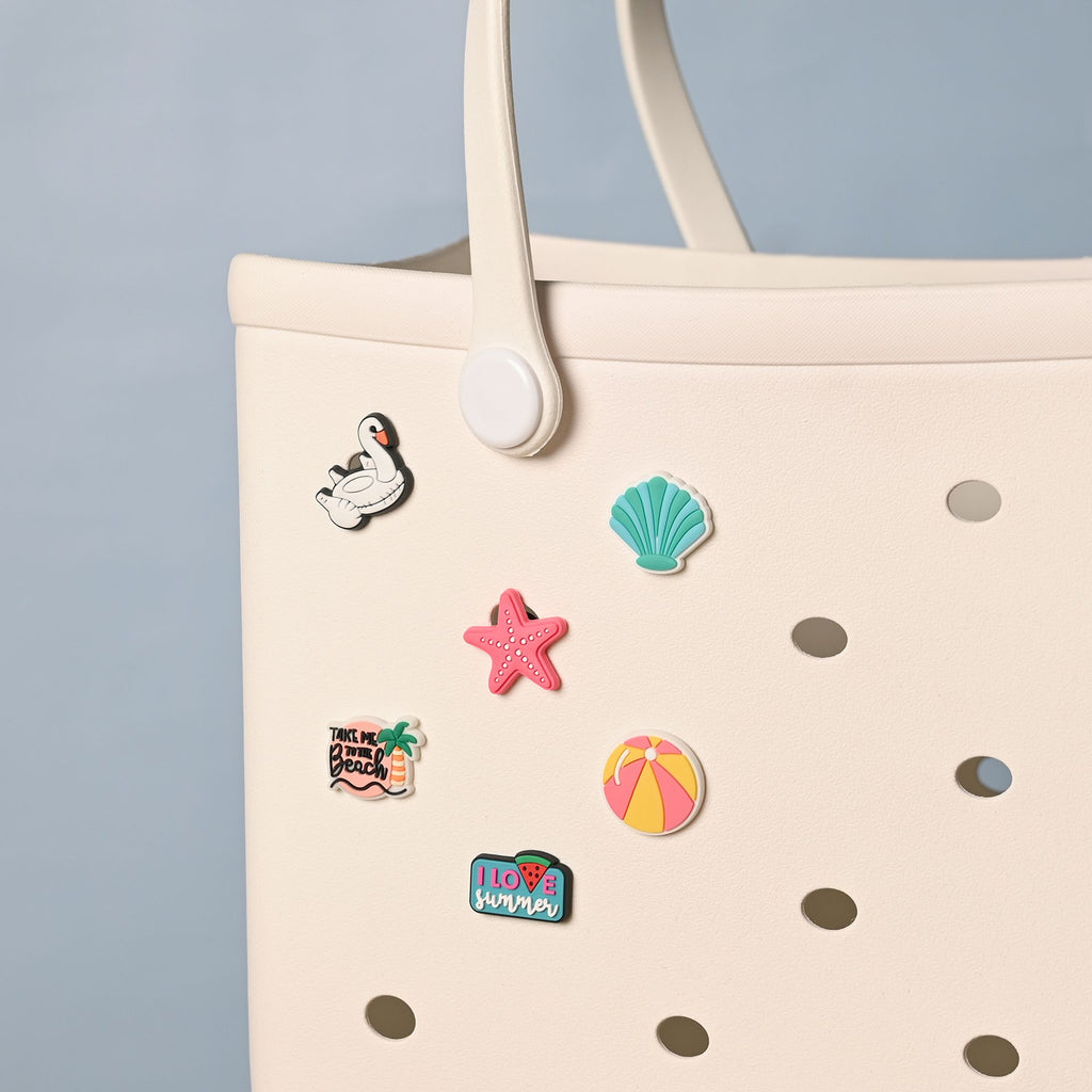 The Feel Good Club 6 Pack of Charms Holiday