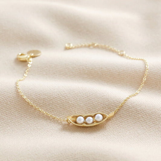 Lisa Angel Pearl Peas in a Pod Bracelet in Gold (3 Peas)