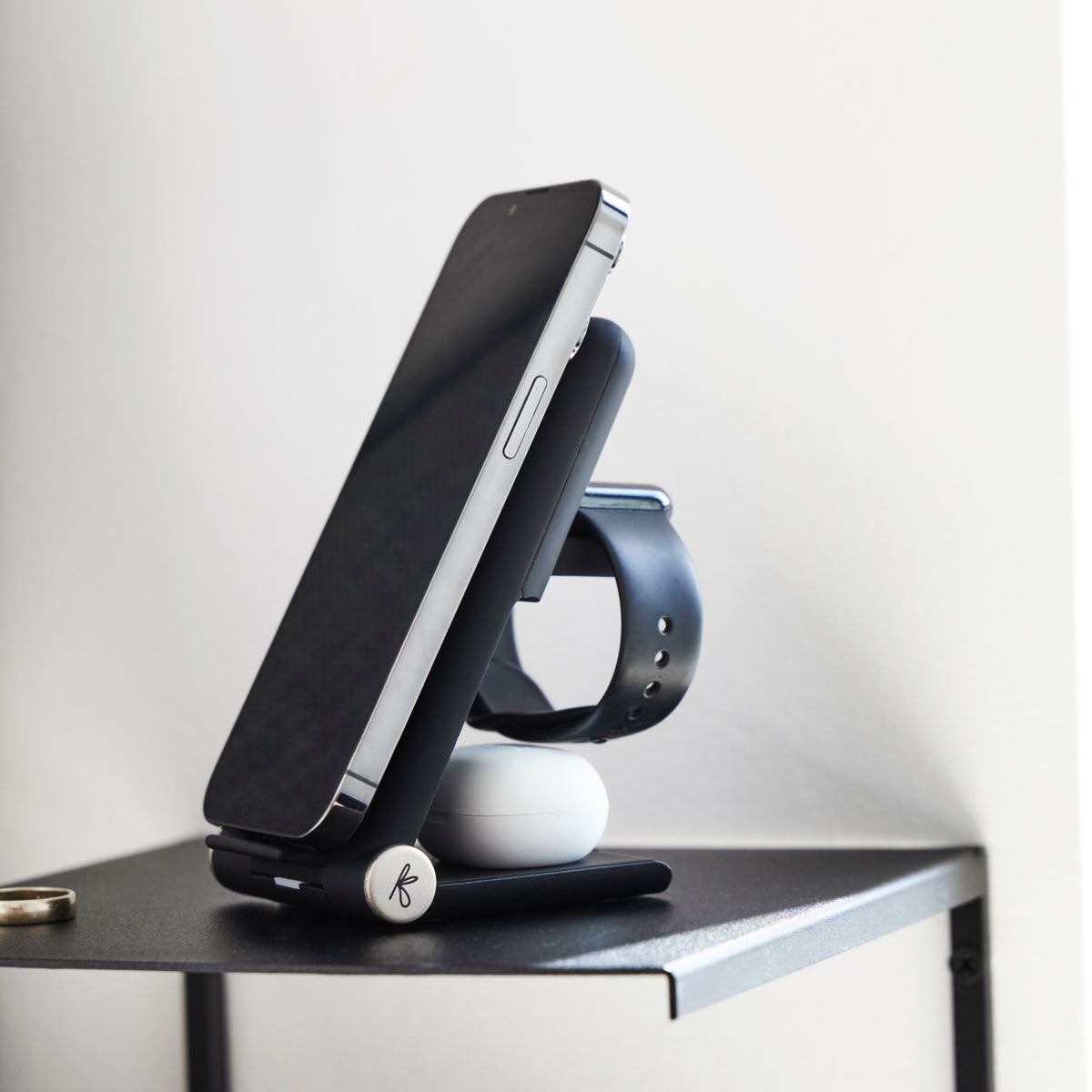 reCHARGE+ Qi Wireless Charger 15W + 3W + 2W Black